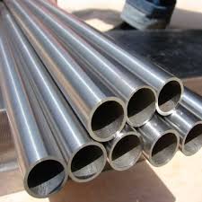 Precision seamless pipes for engineering and process industries