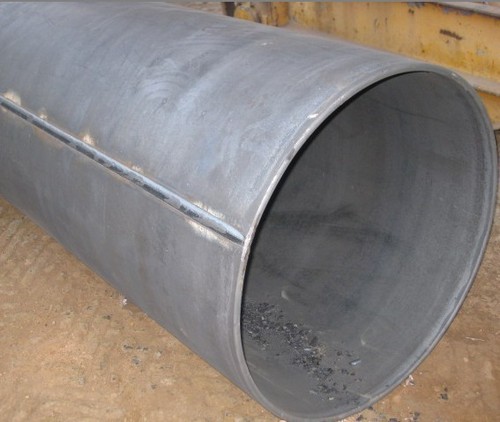 Electric resistance welded pipe with consistent longitudinal seam