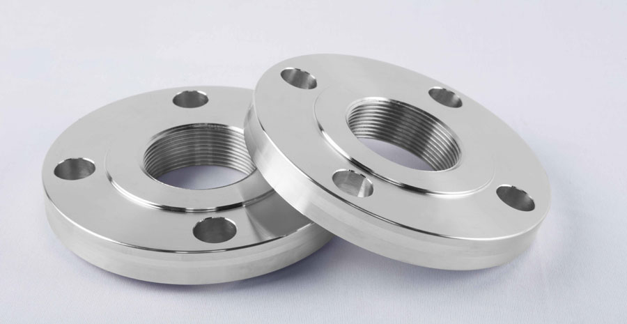Threaded steel pipe nipples for industrial piping connections